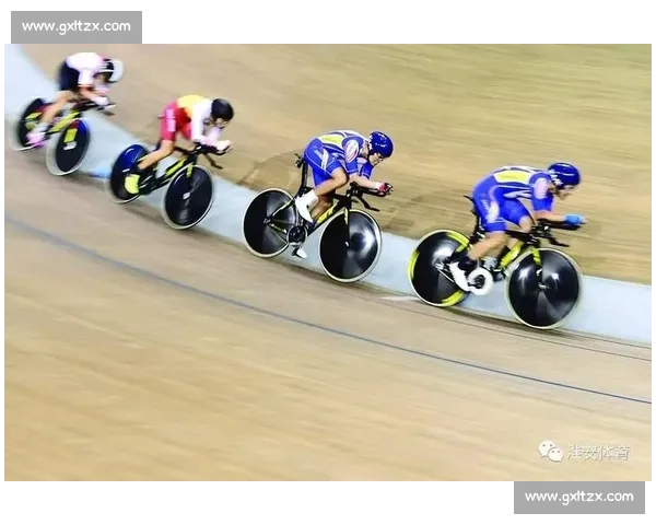 《全球体育赛事回顾与前瞻：精彩瞬间与运动员表现全面解析》